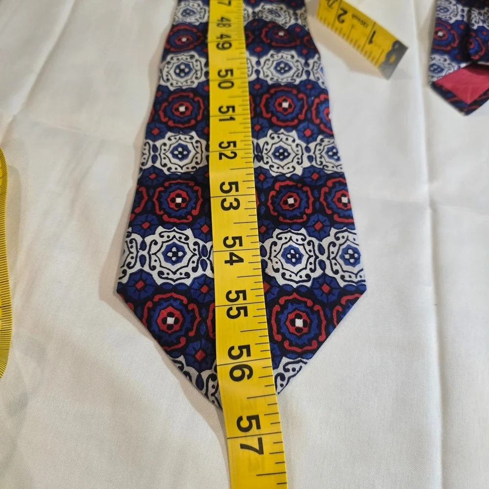 Zodiac Debonair Hand Woven Hand Printed Pure Silk Geometric Pattern Men's Tie